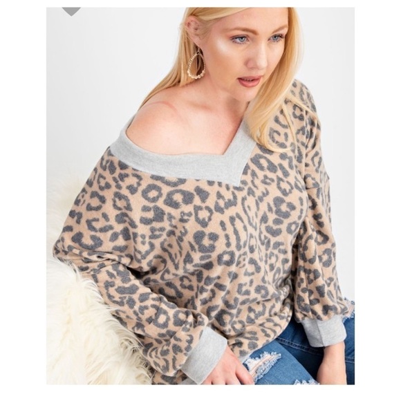Last! Plus Size V-Neck Brushed Leopard Print - Picture 4 of 6
